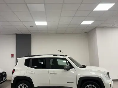 Usata Jeep Renegade Limited 120 CV (88 kW) 2019 Bianco SUV