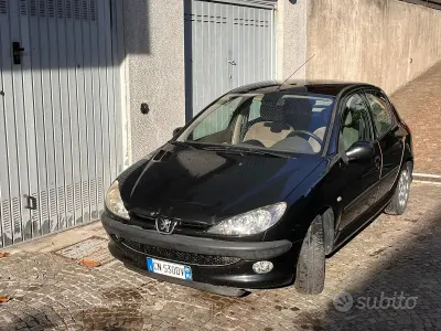 Usata Peugeot 206 60 CV (44 kW) 2004 Nero Utilitaria