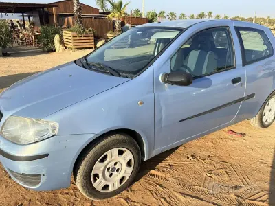 Usata Fiat Punto 60 CV (44 kW) 2006 Bluazzurro Utilitaria