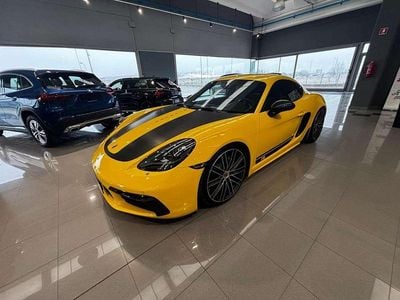 Usata Porsche 718 Cayman 299 CV (219 kW) 2018 Giallo Coupé