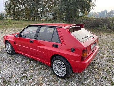 Begagnad Lancia Delta 205 HK (150 kW) 1992 Halvkombi