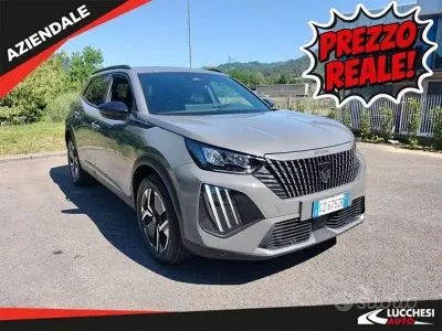Usata Peugeot 2008 Allure 102 CV (75 kW) 2025 Grigio SUV