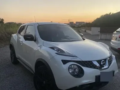 Usata Nissan Juke Tekna 110 CV (80 kW) 2016 Bianco SUV