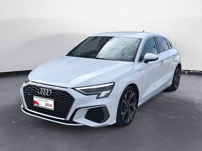 Usata Audi A3 S-Line 150 CV (110 kW) 2022 Bianco ghiaccio metallizzato Berlina