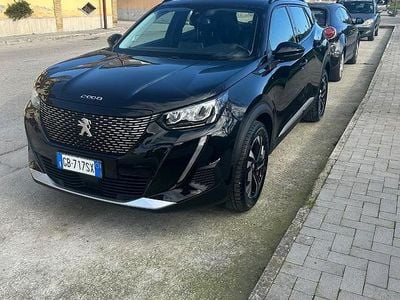 Usata Peugeot 2008 Allure 102 CV (75 kW) 2020 Nero SUV