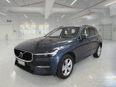 Usata Volvo XC60 Core 197 CV (144 kW) 2022 Bluazzurro SUV