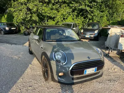 Usata Mini Cooper D 116 CV (85 kW) 2019 Grigio Utilitaria