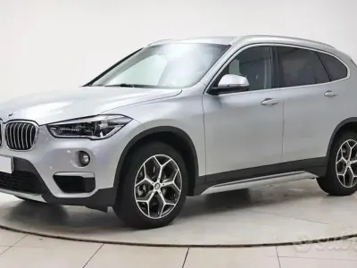 Begagnad BMW X1 xLine 190 HK (139 kW) 2020 Grå SUV