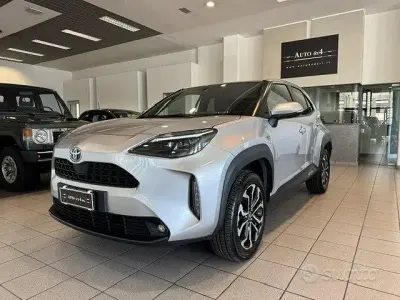Usata Toyota Yaris Cross Trend 92 CV (67 kW) 2022 Argento met. SUV