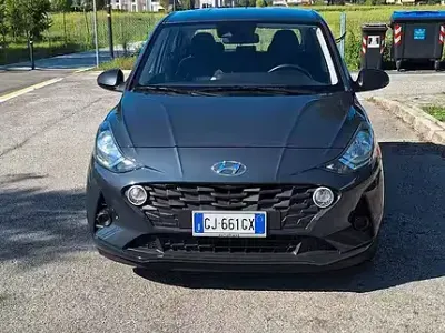 Usata Hyundai i10 Advanced 67 CV (49 kW) 2022 Bluazzurro Utilitaria