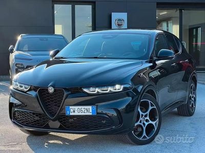 Begagnad Alfa Romeo Tonale Veloce 131 HK (96 kW) 2024 Svart SUV
