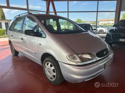 Usata Ford Galaxy 110 CV (80 kW) 1999 Grigio Monovolume