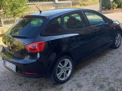 Usata Seat Ibiza Copa 75 CV (55 kW) 2011 Nero Berlina