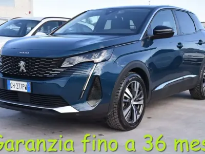 Usata Peugeot 3008 Allure 131 CV (96 kW) 2021 Blu SUV