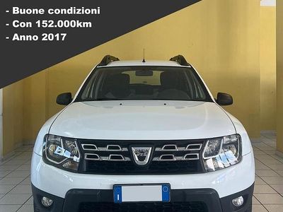 Usata Dacia Duster Lauréate 110 CV (80 kW) 2017 Bianco SUV