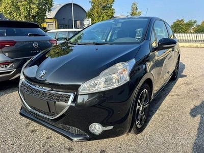 Occasion Peugeot 208 Allure 68 ch (50 kW) 2014 Noir Citadine