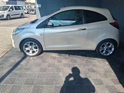 Usata Ford Ka Titanium 69 CV (50 kW) 2014 Bianco Berlina