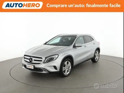 Usata Mercedes GLA200 136 CV (100 kW) 2015 Grigio SUV