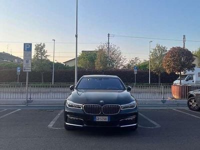 Usata BMW 730L Luxury Line 265 CV (194 kW) 2017 Nero Berlina