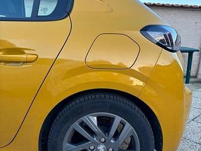 Usata Peugeot 208 75 CV (55 kW) 2021 Utilitaria