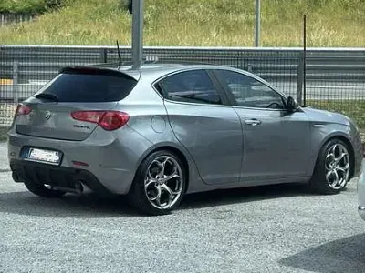 Usata Alfa Romeo Giulietta Impression 120 CV (88 kW) 2015 Utilitaria