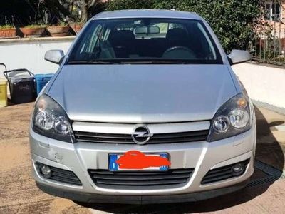 usata Opel Astra AstraIII 2004 5p 1.4 twinport Enjoy