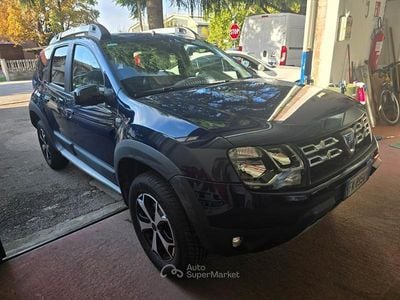 Usata Dacia Duster Lauréate 115 CV (84 kW) 2017 Blu SUV
