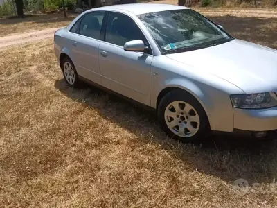 Usata Audi A4 130 CV (95 kW) 2003 Grigio Berlina