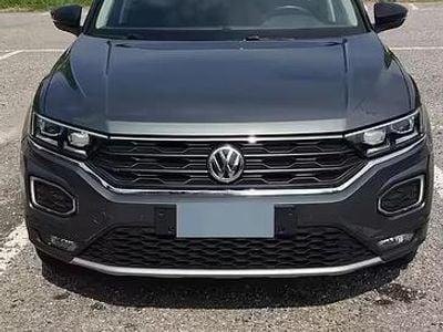 Begagnad VW T-Roc 116 HK (85 kW) 2019 Grå SUV