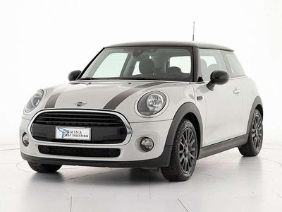Usata Mini Cooper D 116 CV (85 kW) 2018 Grigio Utilitaria