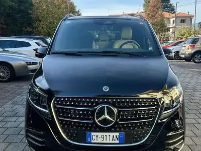 Usata Mercedes V250 AMG 190 CV (139 kW) 2025 Monovolume