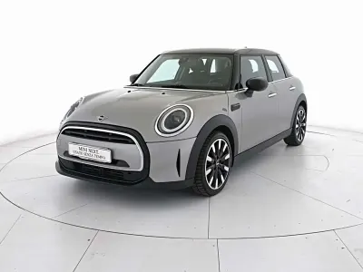 Usata Mini Cooper Essential 136 CV (100 kW) 2022 Melting silver iii Utilitaria
