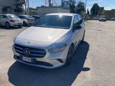 Usata Mercedes B180 116 CV (85 kW) 2019 Other Monovolume