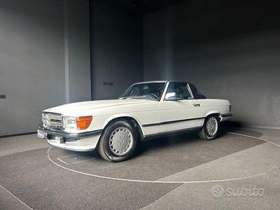 Usata Mercedes 560 231 CV (169 kW) 1984 Bianco Cabrio