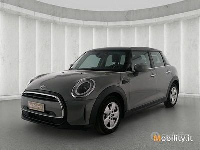 Begagnad Mini ONE Essential 75 HK (55 kW) 2022 Grå Halvkombi