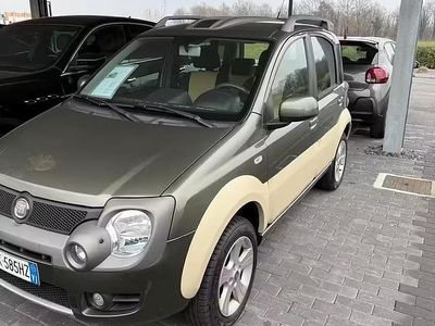 Usata Fiat Panda 4x4 Cross 75 CV (55 kW) 2011 Utilitaria