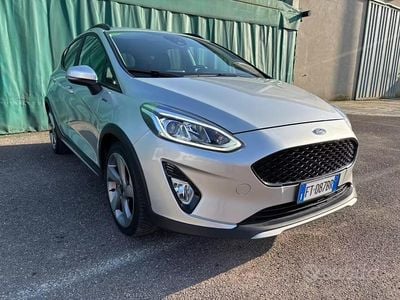 Usata Ford Fiesta Vignale 86 CV (63 kW) 2019 Grigio Utilitaria