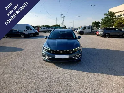 Usata Fiat Tipo Business 131 CV (96 kW) 2021 Blu metalizzato chiaro Station wagon