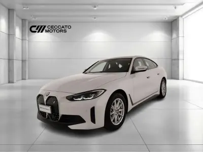 Usata BMW i4 Sport Line 250 kW (340 CV) 2022 Bianco Berlina