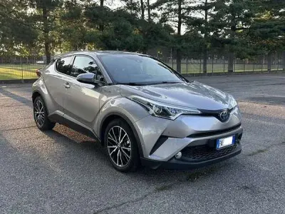 Usata Toyota C-HR