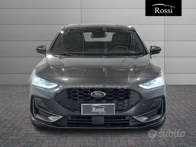Usata Ford Focus ST 115 CV (84 kW) 2025 Grigio Berlina