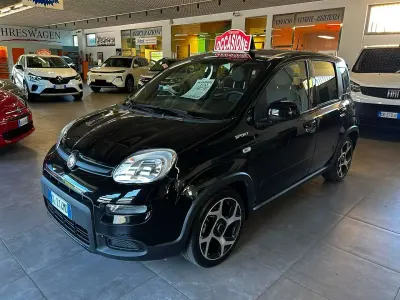 Usata Fiat Panda Sport 69 CV (50 kW) 2022 Nero Utilitaria