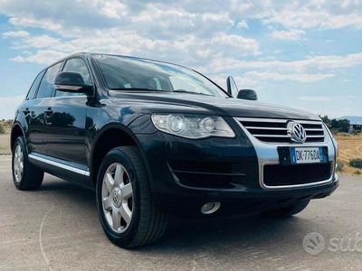 Usata VW Touareg 224 CV (164 kW) 2007 Grigio SUV