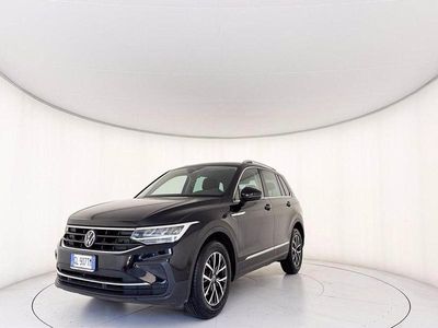 Usata VW Tiguan Life 122 CV (89 kW) 2022 Nero SUV