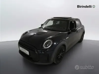 Usata Mini Cooper Classic 136 CV (100 kW) 2022 Nero Utilitaria