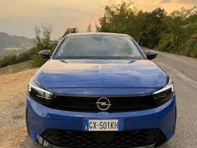 Usata Opel Corsa Ultimate 101 CV (74 kW) 2024 Utilitaria