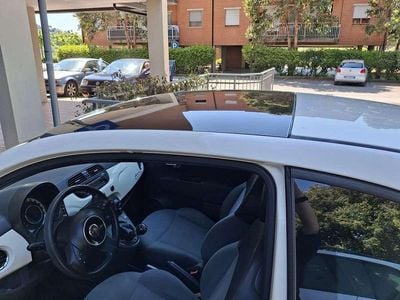 Begagnad Fiat 500 73 HK (53 kW) 2011 Vit Halvkombi