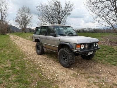 Usata Land Rover Range Rover Classic 121 CV (88 kW) 1994 Grigio SUV