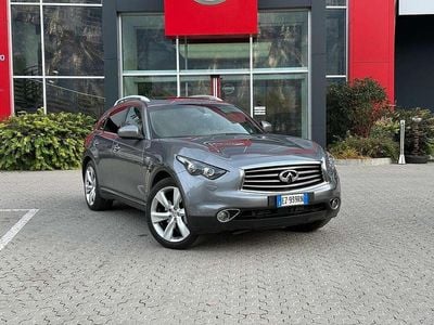 Infiniti QX70