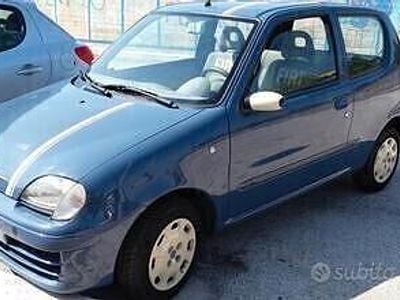 Usata Fiat 600 54 CV (39 kW) 2007 Blu Utilitaria